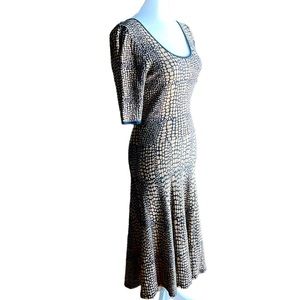 Carmen Marc Valvo Knit Dress Animal Print Tan and Black Size Medium